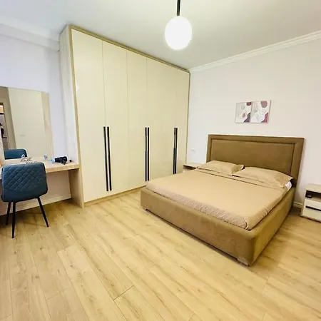 Apartment Orange *